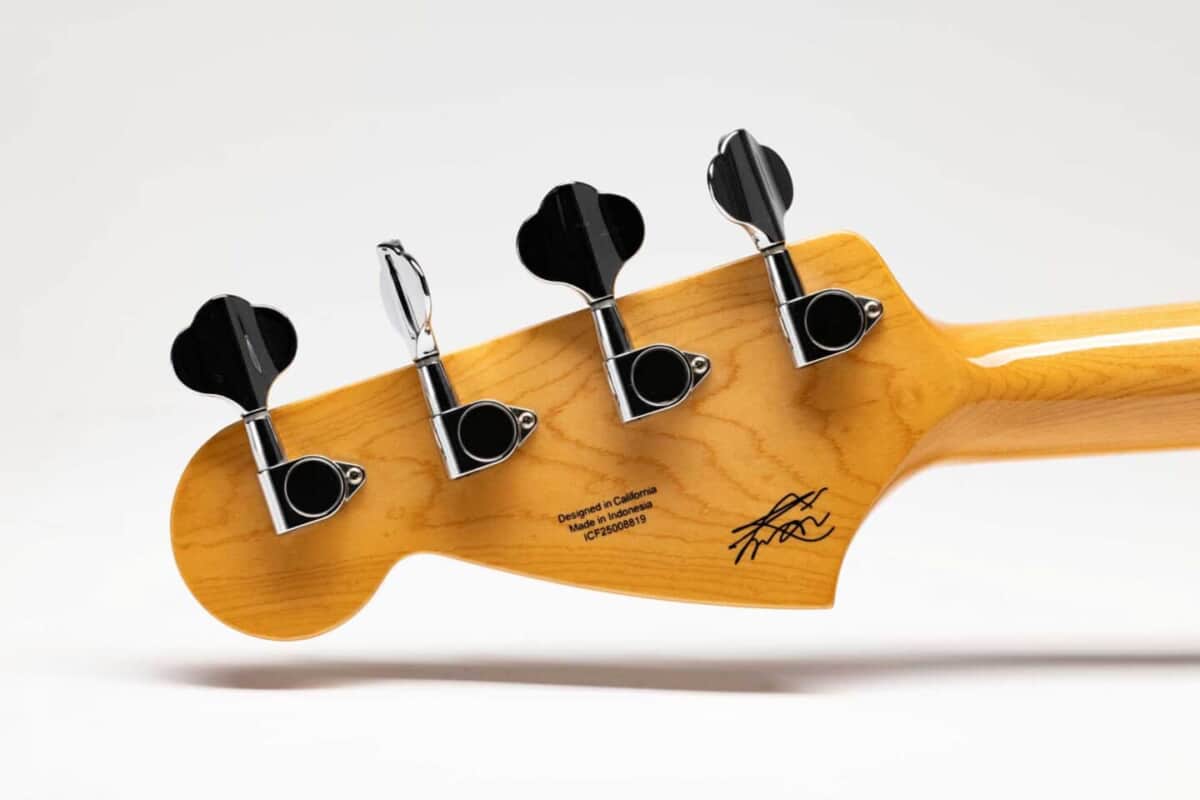 Chilli Beans. Mustang Bass head back