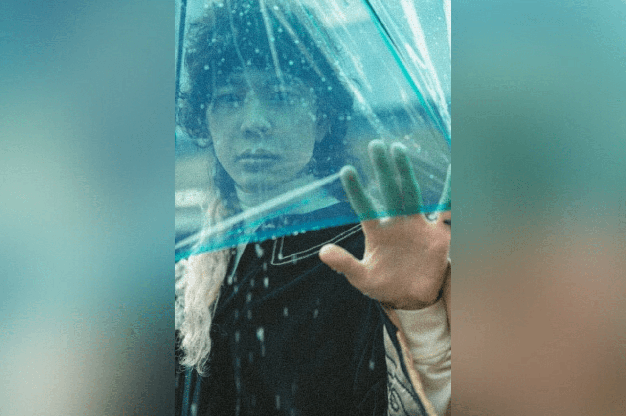 長谷川カオナシ（クリープハイプ）、初ソロ・アルバム『お面の向こうは伽藍堂』を11月26日リリース　