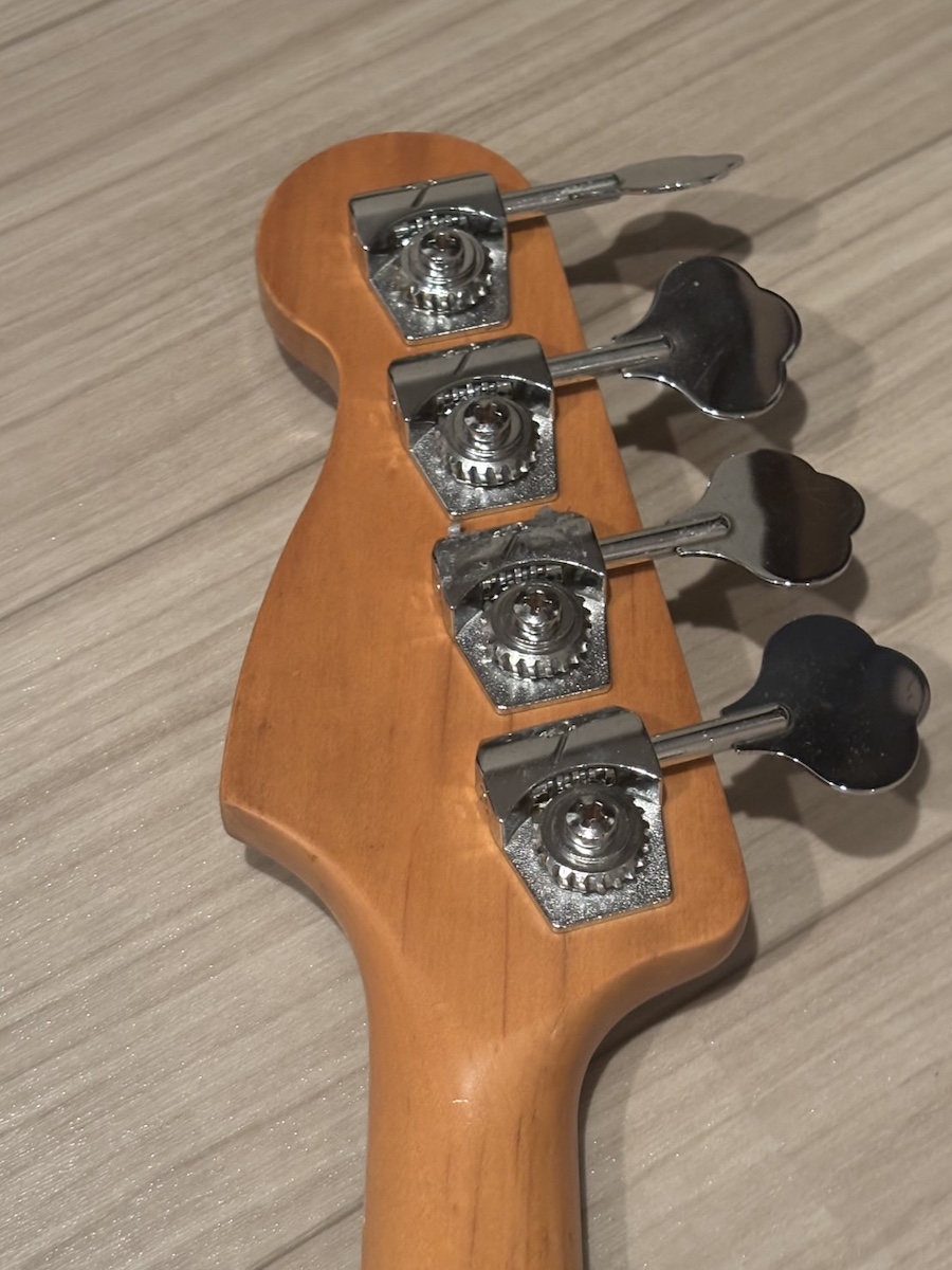 Fender / Long Horn Jazz Bass