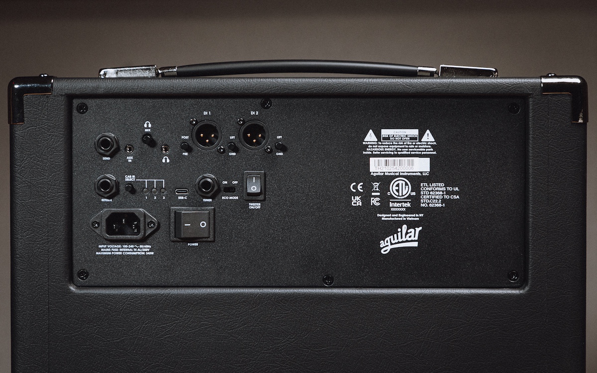 アギュラー Tone Hammer 210 Combo 背面