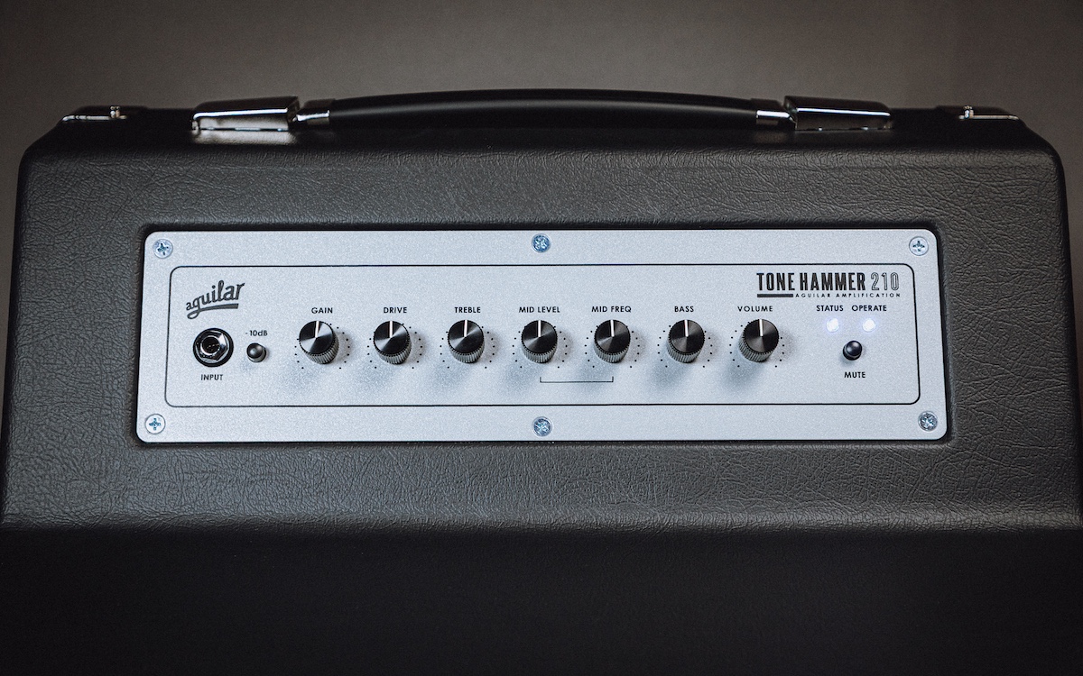 アギュラー Tone Hammer 210 Combo  フロントパネル