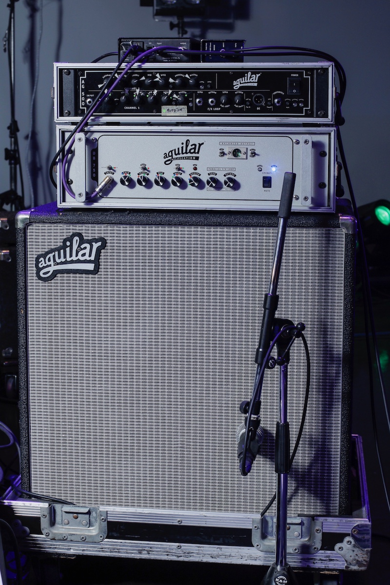 くるり 佐藤のアギュラー製ベース・アンプ