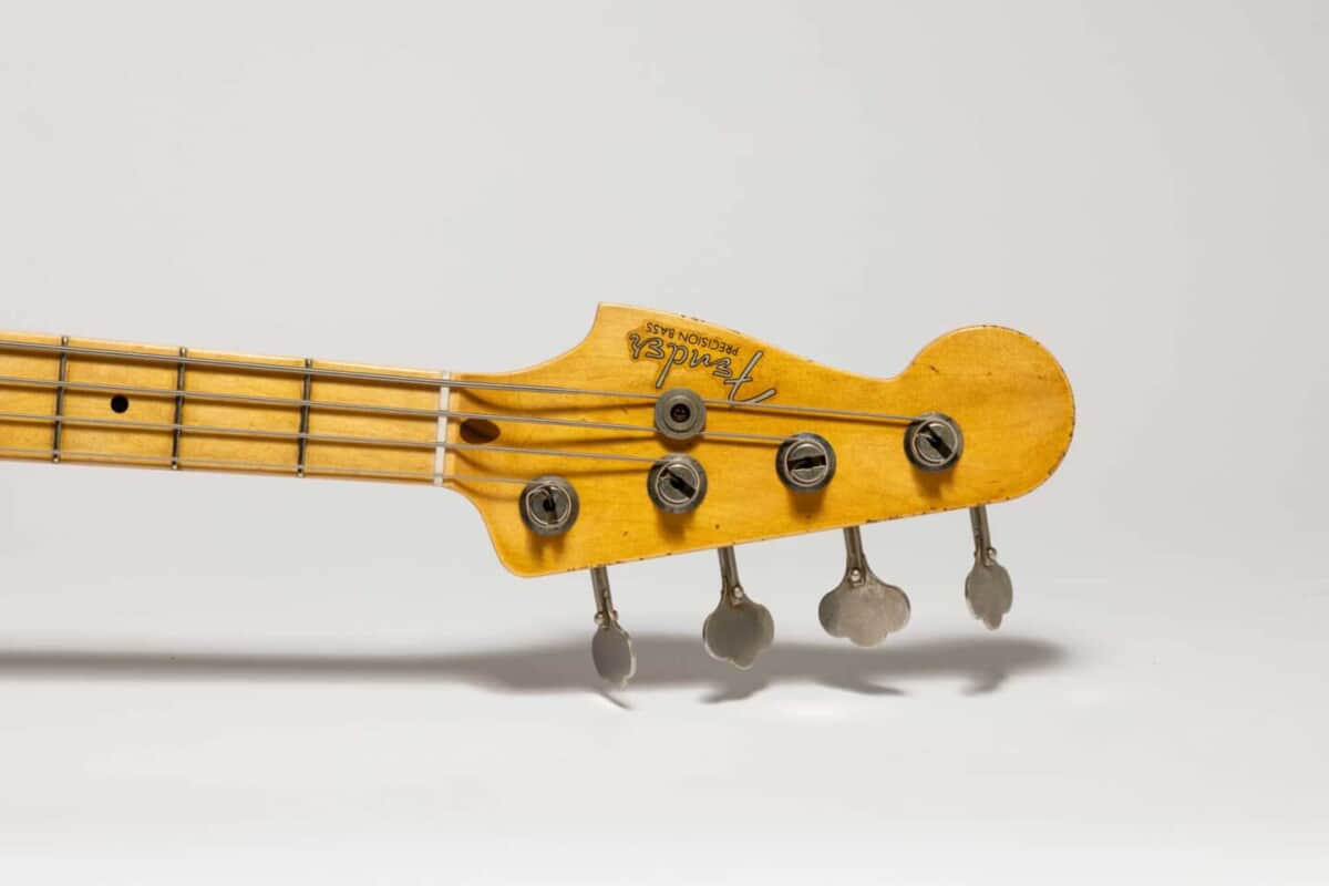 Limited Edition Masterbuilt J Precision Bass® PJ, King’s Red Sparkle Neck
