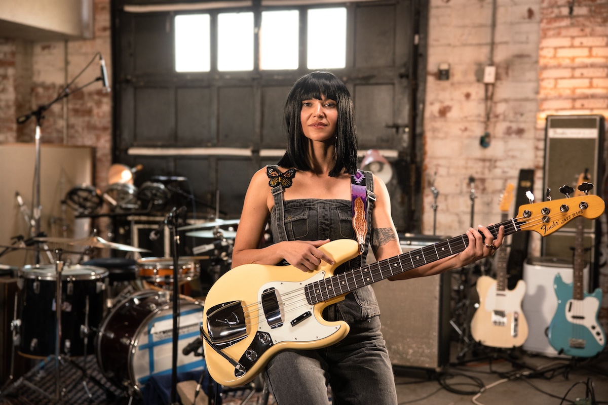ローラ・リー（クルアンビン）× Fender / Limited Edition Laura Lee Jazz Bass